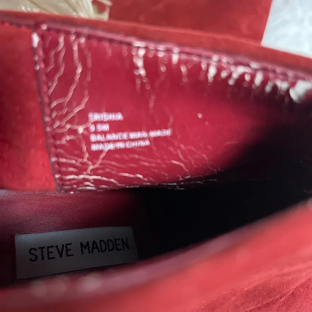 Steve Madden Trisha red faux suede ankle platform heels with back zipper SZ 9.5M